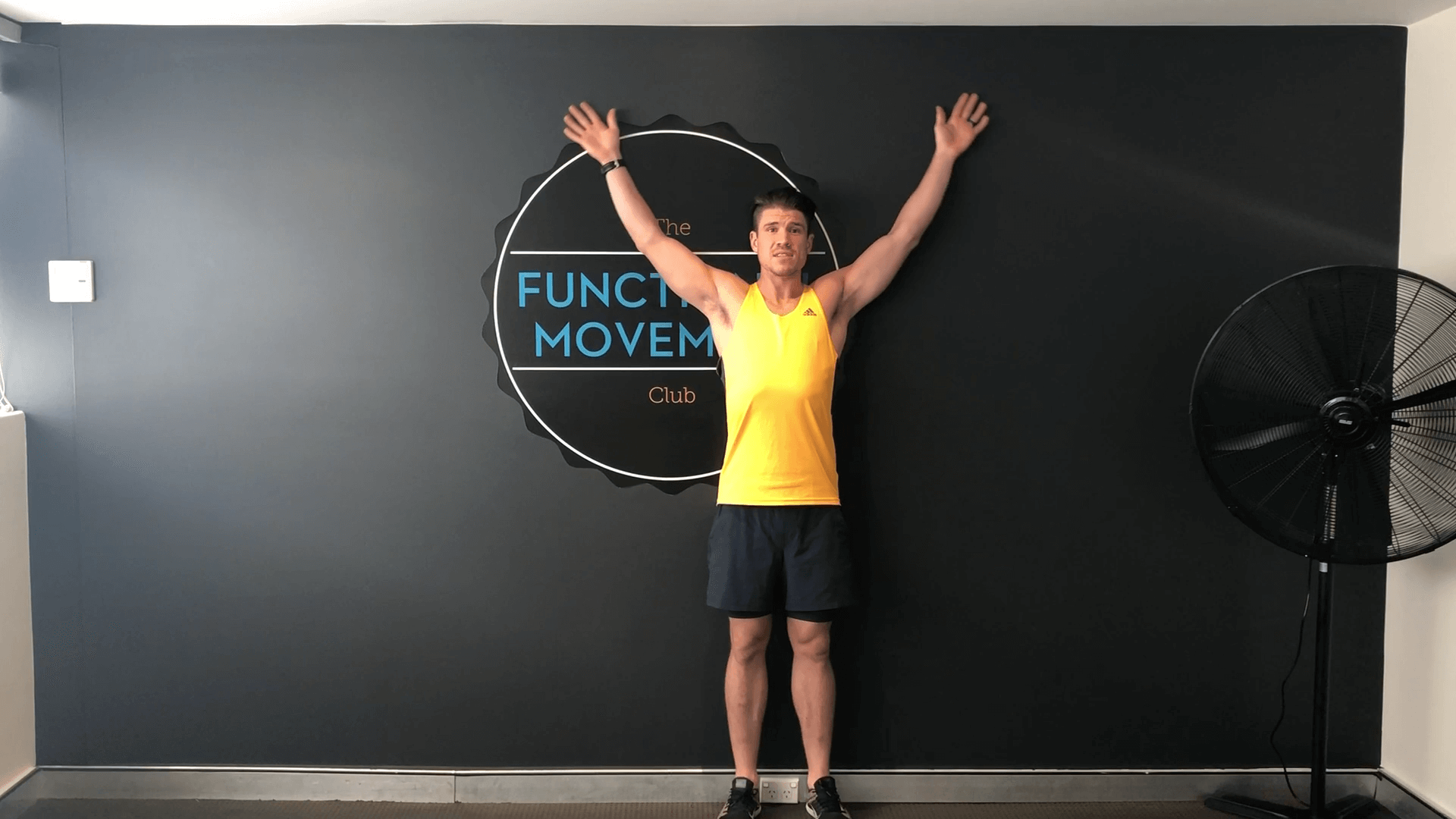 fix shoulder shoulder pain and build superman strong shoulders with your Northern Beaches Chiropractor